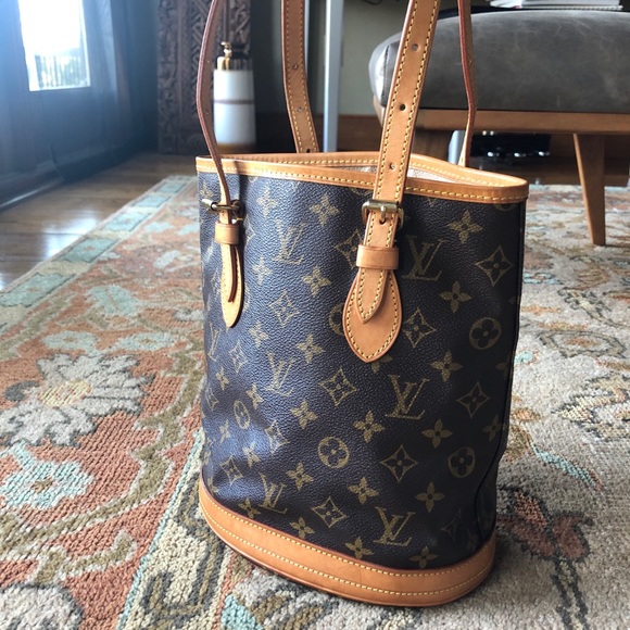 Louis Vuitton Bucket Bag PM